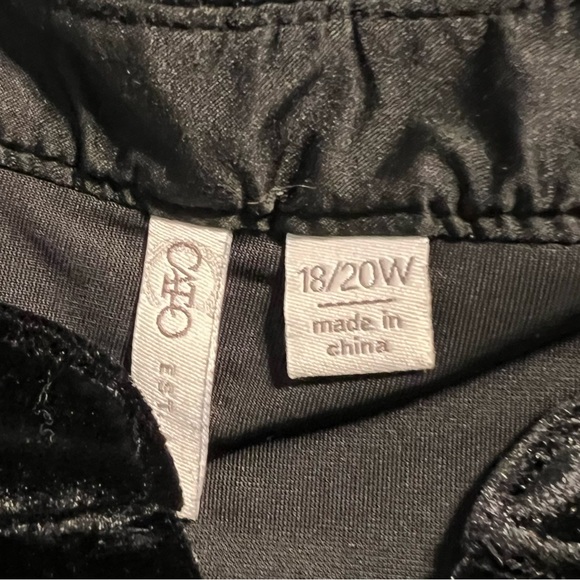 Velvet black buttons Cato size 18- 20W - Picture 6 of 15